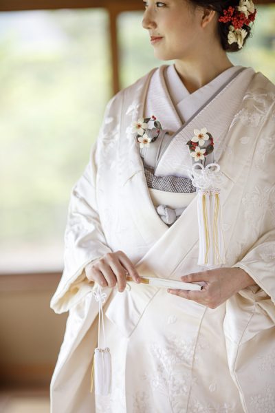 楽天市場 白無垢・紋付レンタル 花嫁衣装格式高い赤こぶき×飛翔鶴 su003 フルセットレンタル結婚式神社神前式お寺花嫁着物白無垢レンタル打ち掛け白打掛和装貸衣装紅白人気kimono 2022 fy16REN07: 貸衣裳