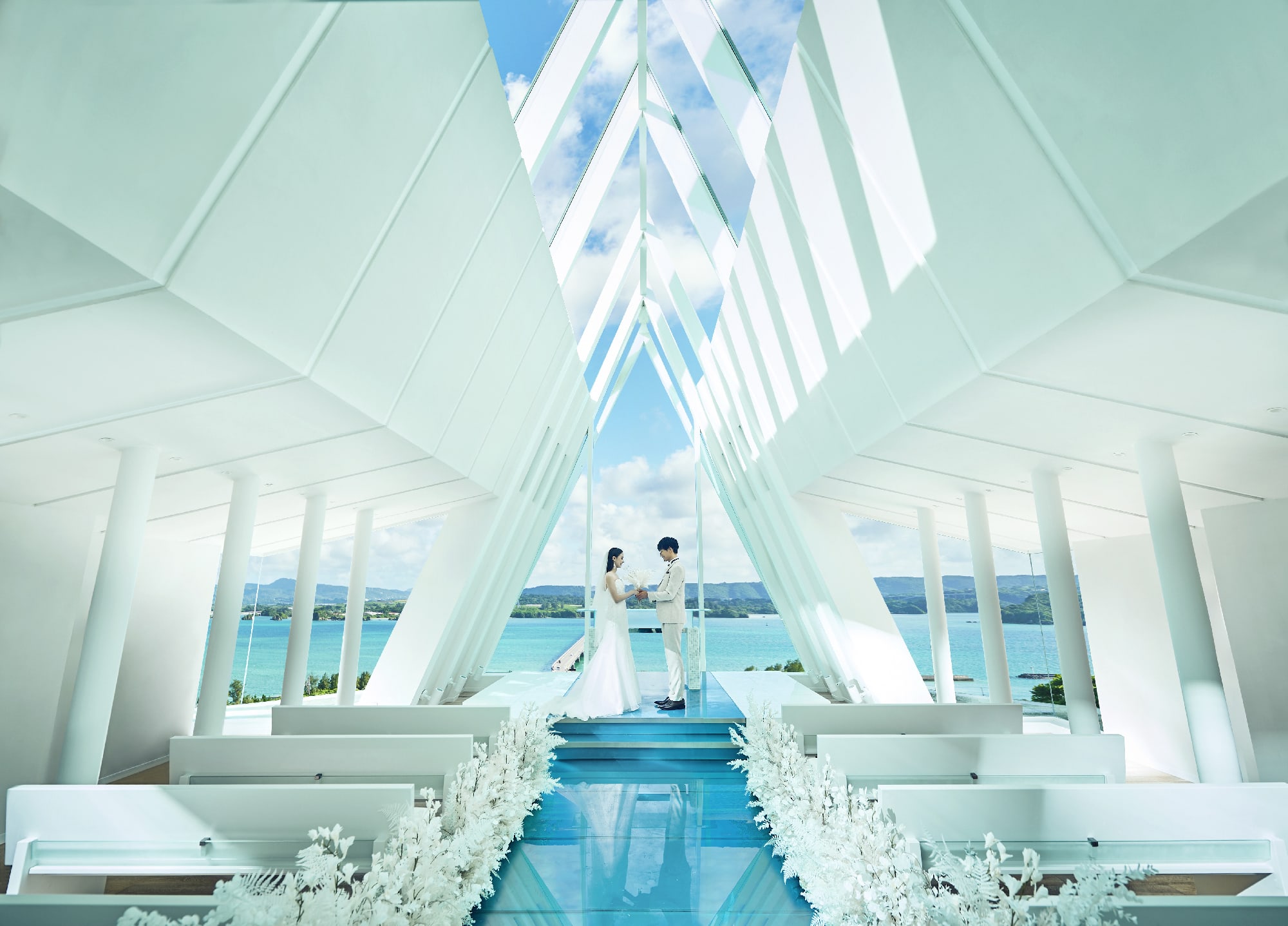 ふたりだけの沖縄結婚式の魅力と成功させるポイントを解説ニュース│沖縄の結婚式・挙式・リゾートウェディングは アールイズ・ウエディング