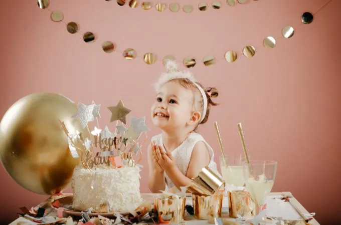 保育園のお誕生日会1年中使える！子どもが喜ぶアイディアとオススメの出し物保育のカタログ ウェブマガジン