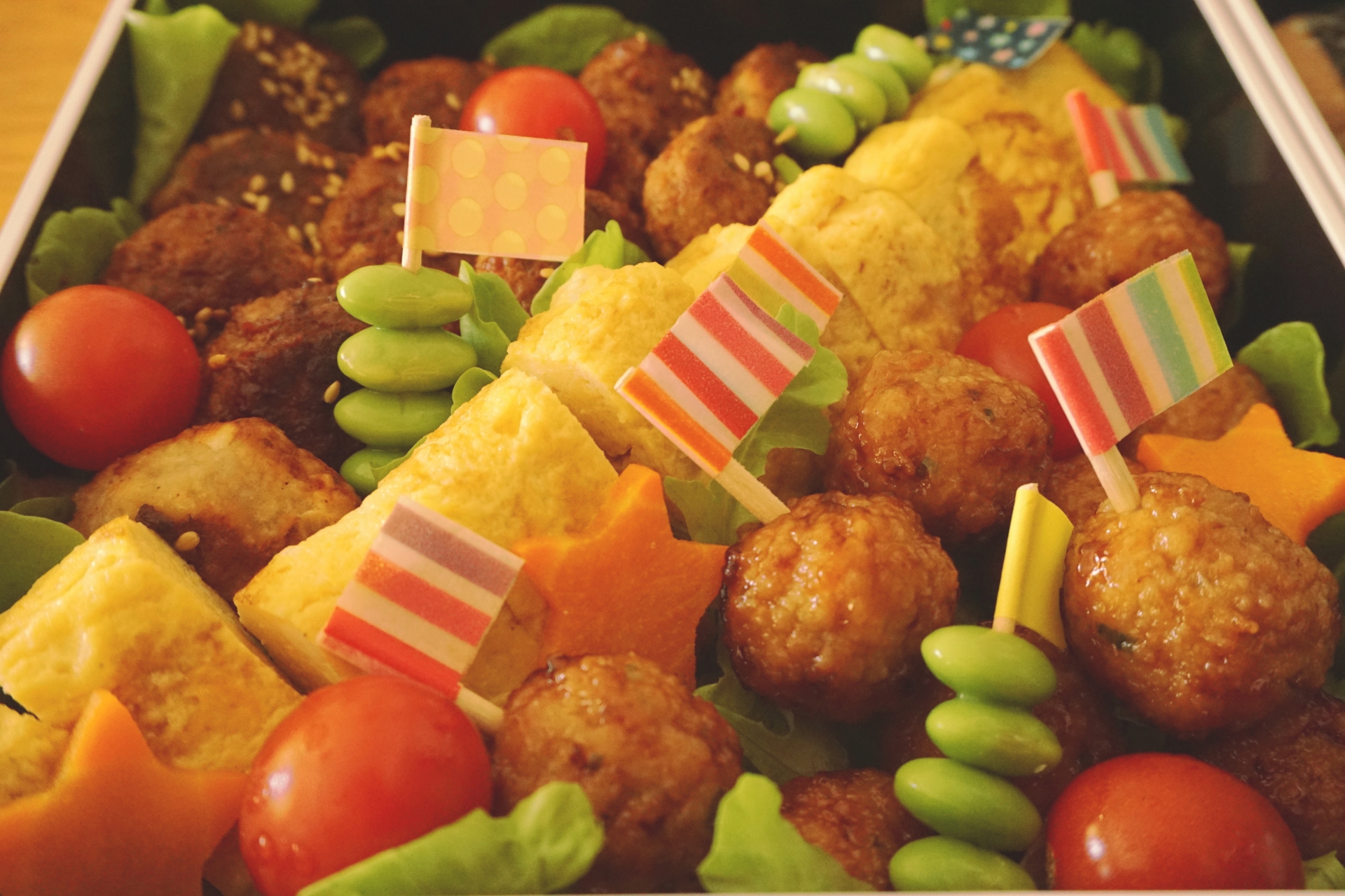 子どもの誕生日のメニュー18選！2～3歳・4～5歳・6～7歳に人気の簡単でおいしいパーティーご飯は？ままのて