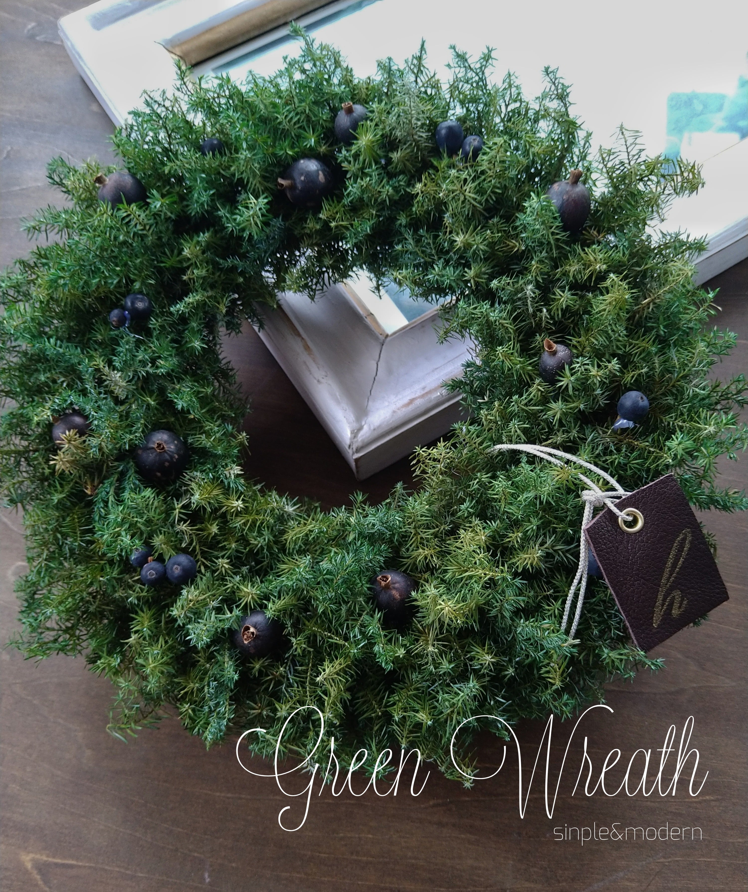 まつぼっくりのナチュラルリースゴールド クリスマス ウォールデコ 飾り ナチュラルインテリア 北欧 雑貨屋雑貨店 Pushuke.powered by BASE