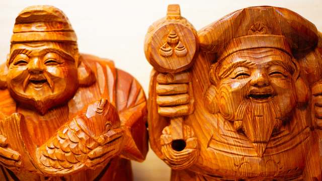 扇形壁掛け飾り 恵比寿大黒 大Ibushi Gallery 瓦廊淡路島の鬼瓦工場から身近な瓦製品をお届けします