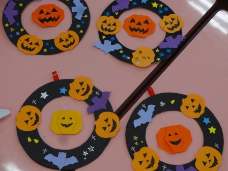 製作キット ハロウィン リース 飾り 壁面 幼稚園 保育園 介護施設 - めい's shopminne byGMOペパボ国内最大級のハンドメイド・手作り通販サイト