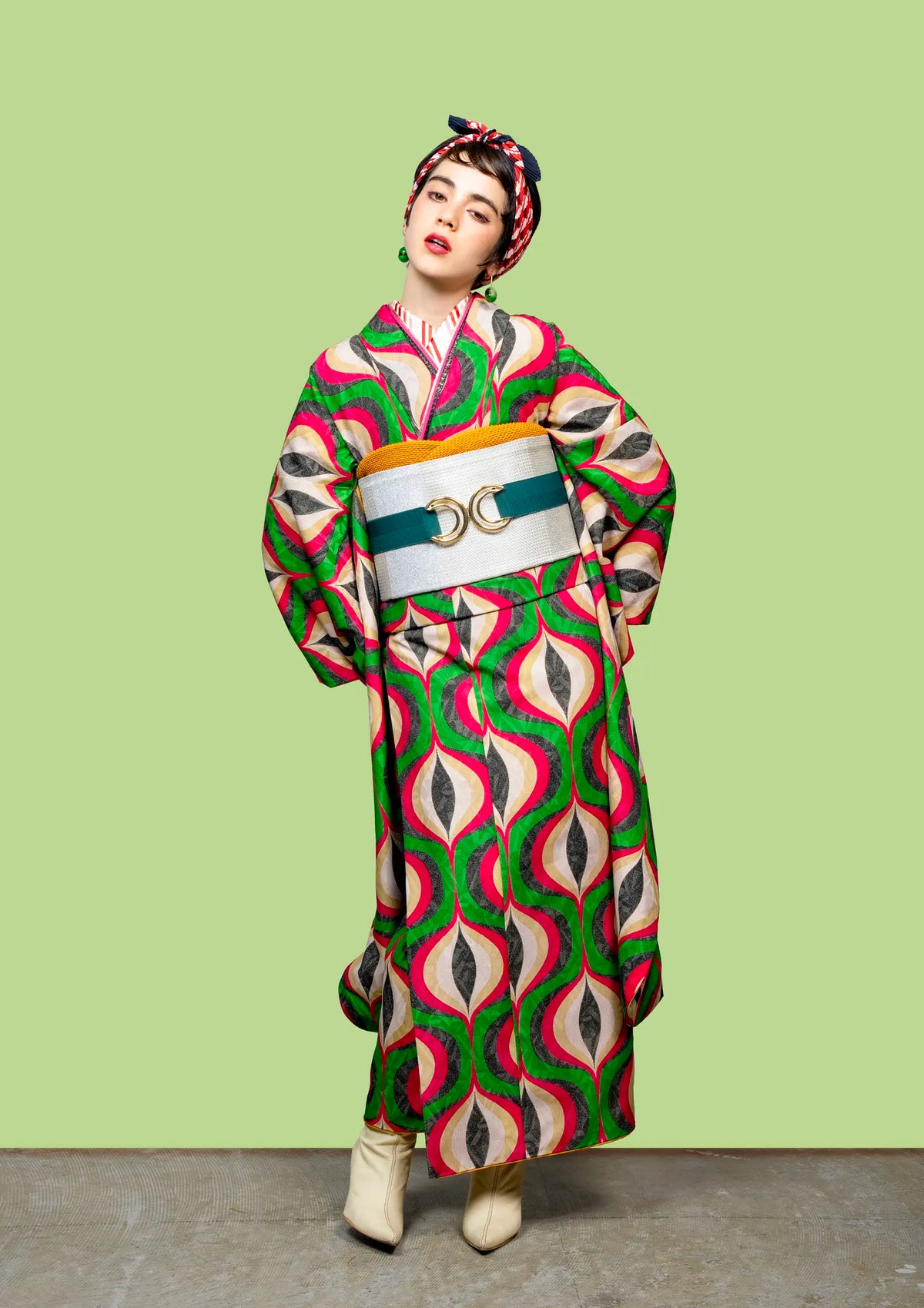 成人式にレトロモダン振袖が人気！髪型やアクセサリーおすすめコーデ集京都さがの館