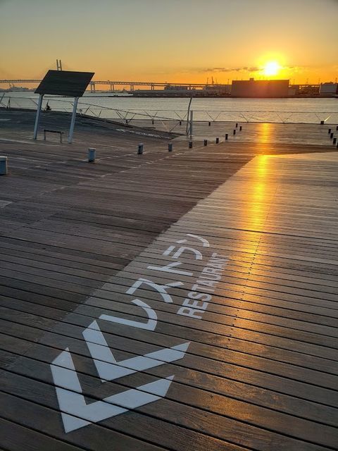 横浜港大さん橋で初日の出 ベスポジで拝むための5つのポイント・注意点・時間推移まとめ 体験談ゴルファン golfun