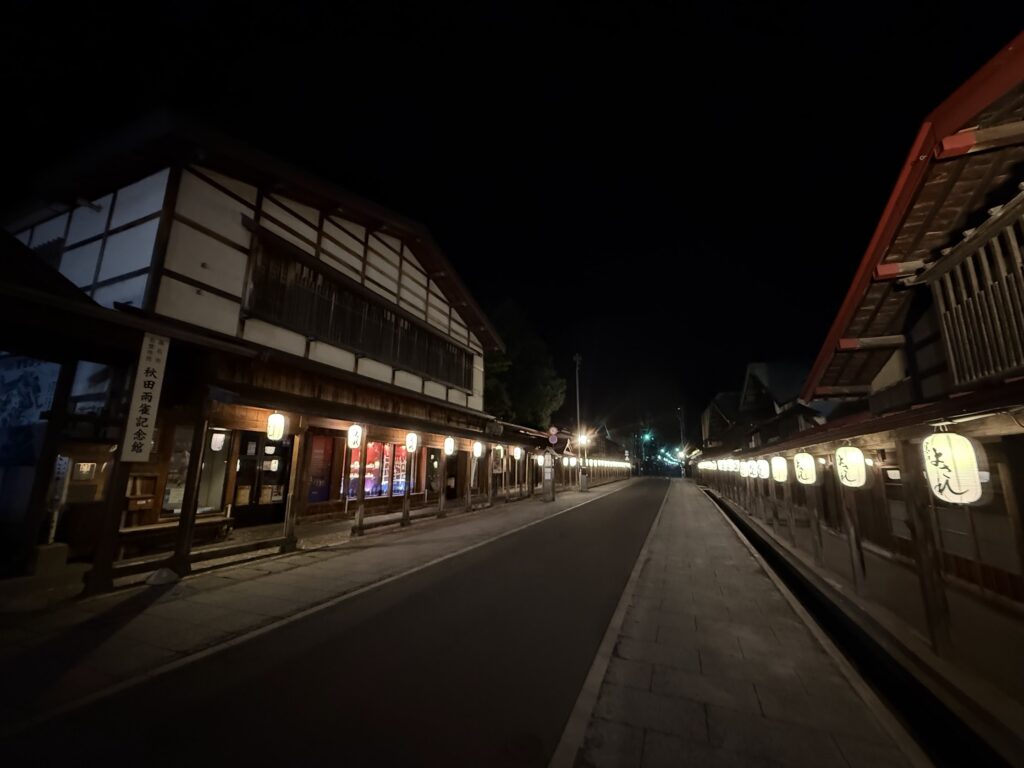 ねぷた灯篭240個「こみせ通り」彩る 2017 青森・黒石 – 青森 オンライン最新情報