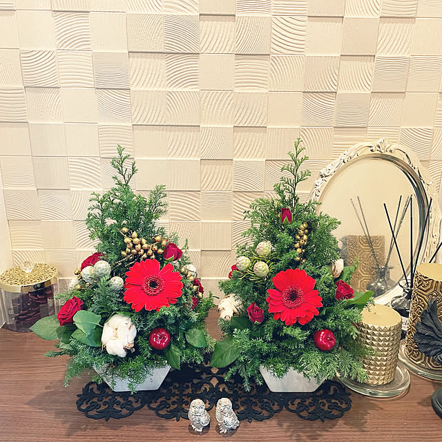クリスマスに飾りたいフラワーアレンジメントのアイデアCraftie Style
