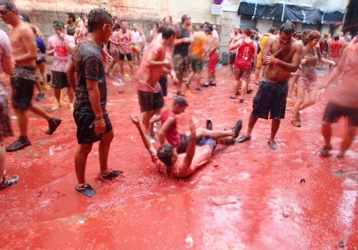 スペインのトマト祭りに参戦した チケット情報・注意点 2020ヒコーキ印