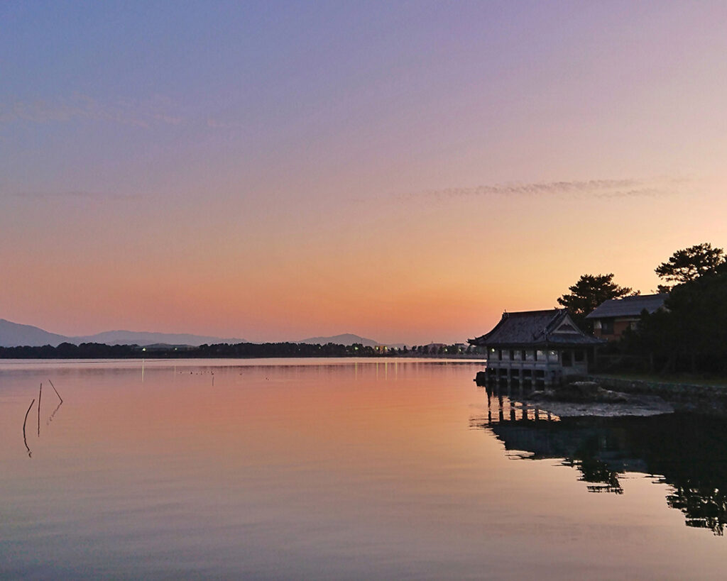 2025年 大阪から車で3時間♪日の出時間付き、関西周辺の初日の出スポット10選ことりっぷ