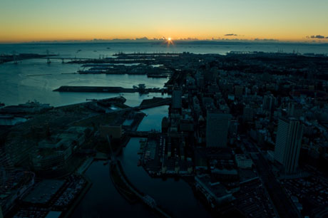 三ツ石海岸から初日の出！イベント一覧かながわ 横浜観光ならアットヨコハマ 公式