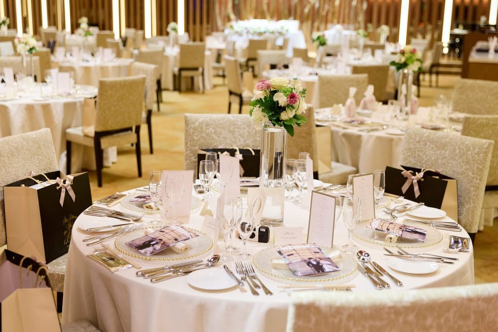 トレンド感たっぷり！結婚式のテーブルコーディネート実例
