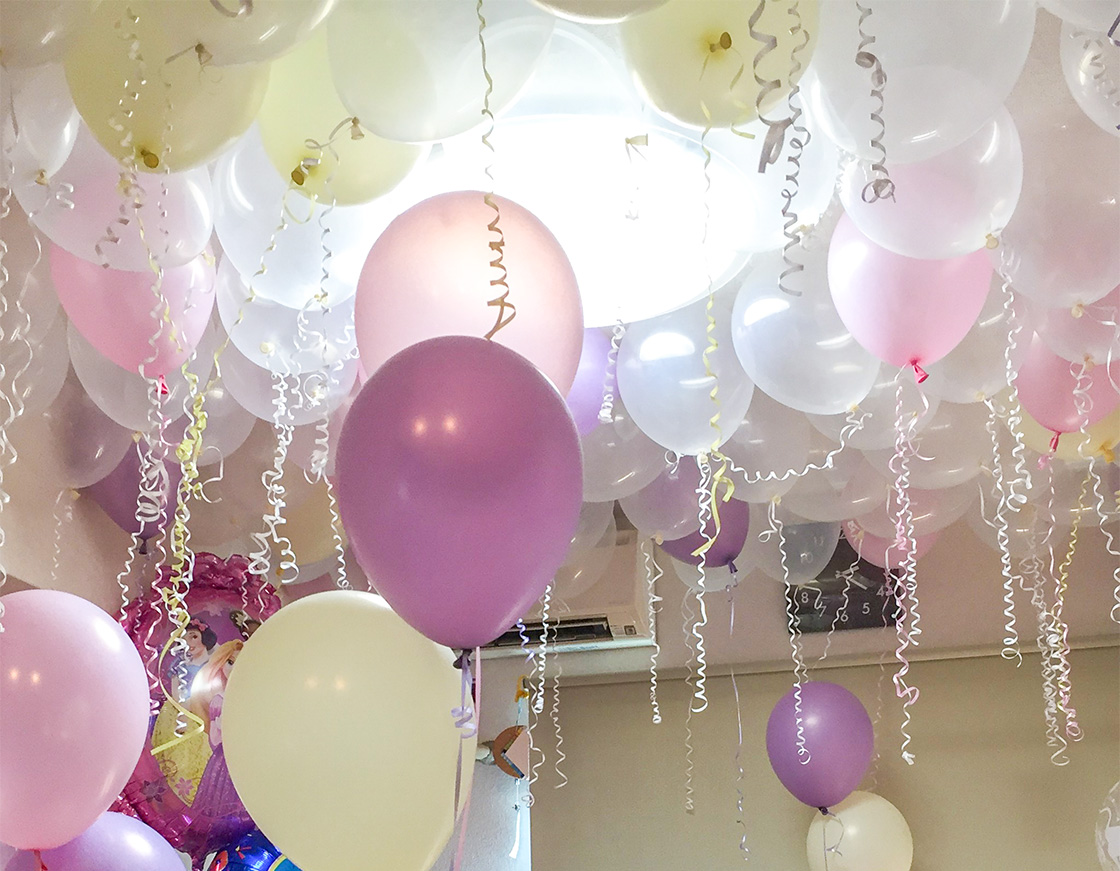 ☆イベント＆誕生日会に♪お部屋に簡単バルーン飾りの作り方インテリアと暮らしのヒント