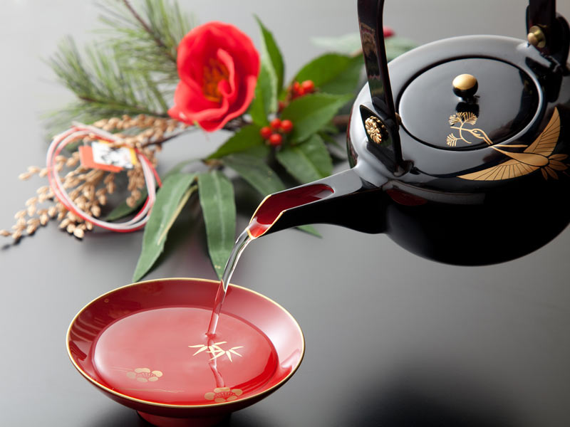 お正月にいただく御神酒 おみき 。神々も飲んだ日本酒の歴史とは住まいの本当と今を伝える情報サイト LIFULL HOME& 039;SPRESS