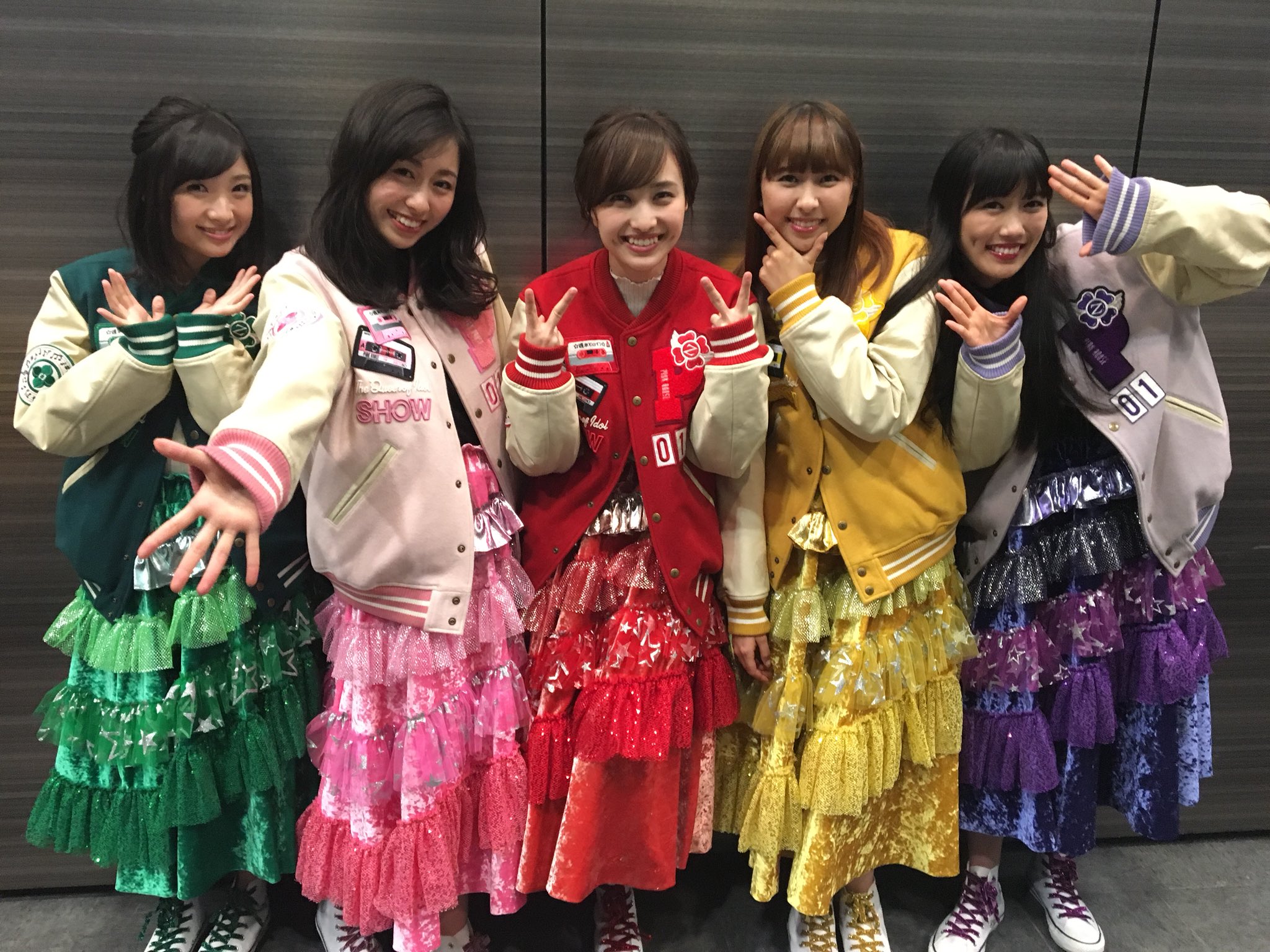 Amazon.co.jp: ベビー写真服 足付きパンツ サンタクロース帽子 新生児写真ロンパース 幼児クリスマスパーティー 写真ポーズアクセサリー新生児写真撮影小道具 クリスマスコスチューム 赤ちゃん男の子女の子用 クリスマスキャップ : ファッション