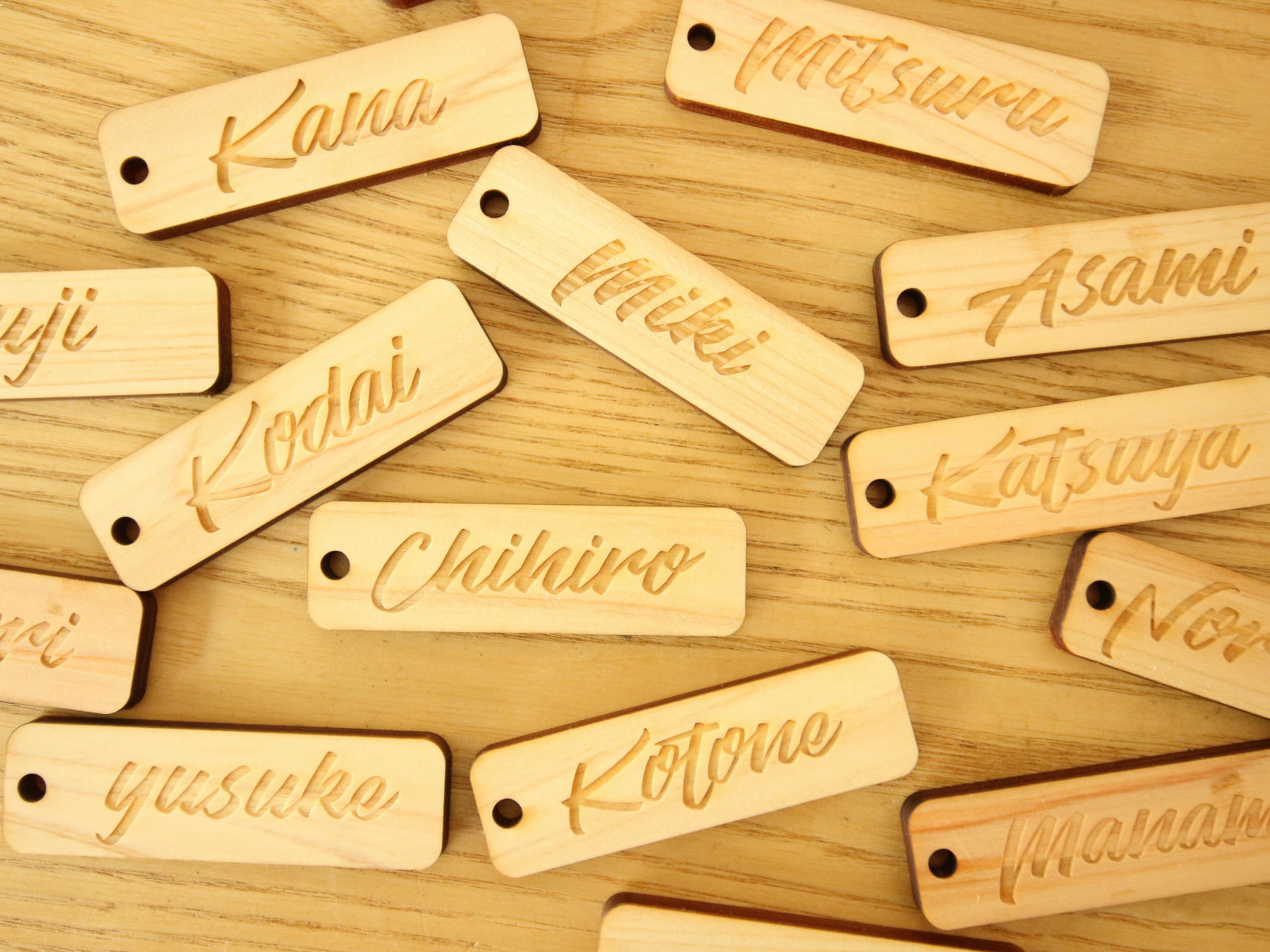 100均アイテムを使った 席札 の手作りアイデア45選！おしゃれ＆高見えする実例が満載です結婚ラジオ結婚スタイルマガジン