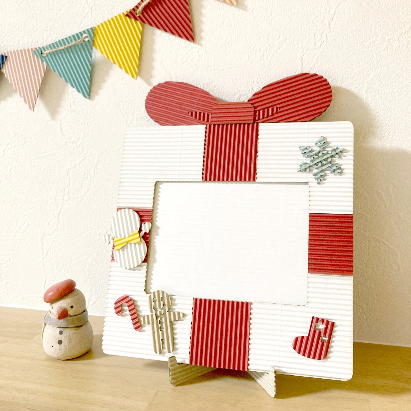 Amazonジンニュウギフトボックス 正方形ボックス ラッピングボックス ラッピング 箱 クリスマスプレゼント クリスマス飾りアクセサリー 蝶結び付き パッケージ 多用ケース 高級 大型 包装箱ホワイト,25cmギフトボックス文房具・オフィス用品