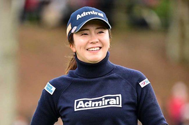 クリスマスローズの髪飾り 結婚式 卒業式 入学式 発表会 成人式 コサージュ Atelier Kamiyu 通販1858692Creema クリーマ