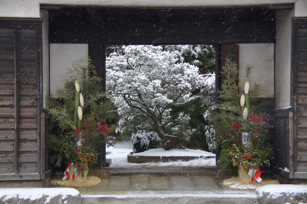 ペーパー芯でかんたん門松を作ろう♪ハンドメイドの作り方・アイデア暮らしニスタ