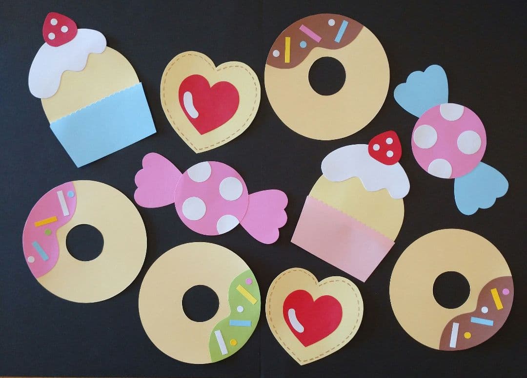 ハロウィン 壁面飾り お菓子⑪ - メルカリ