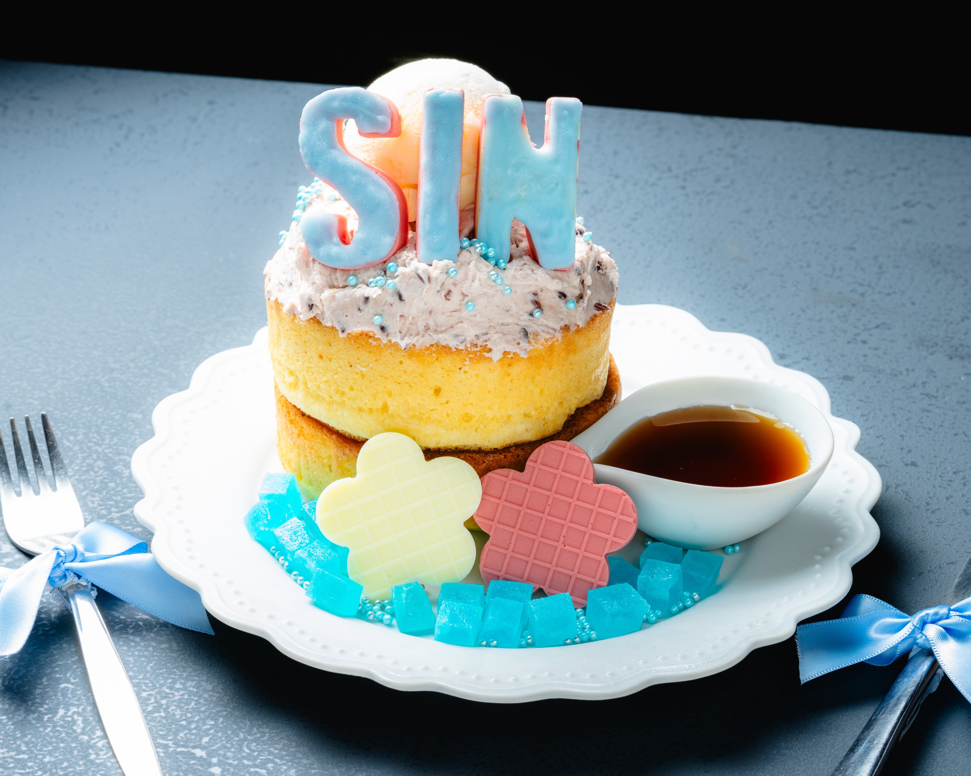 推し活応援Cafe de Lapis 推しの「記念日」を彩る「Anniversary Set」期間限定発売決定株式会社ビコーズのプレスリリース