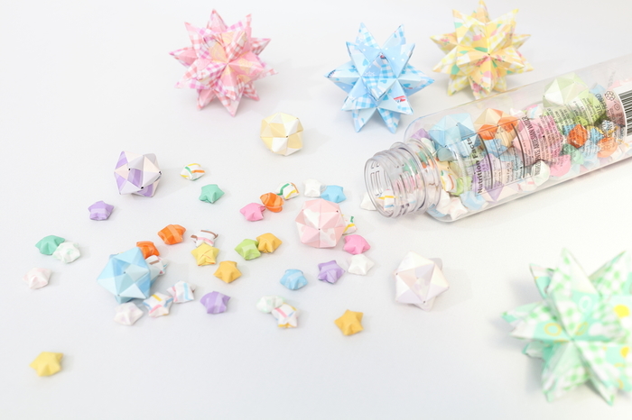 折り紙で簡単にできる！ガーランドの作り方と、色の選び方 お誕生日パーティの飾り付け - 心を楽に、シンプルライフ