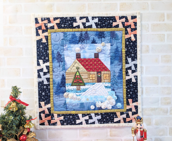 パッチワークキルト クリスマスタペストリー - YOSHIKOSROOM'S GALLERYminne byGMOペパボ国内最大級のハンドメイド・手作り通販サイト