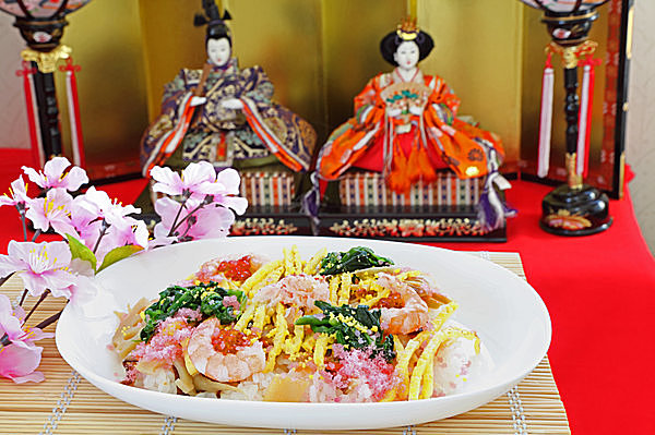 ちらし寿司をひな祭りになぜ食べる？ 由来・具材や献立・東西の違い暮らしの歳時記All About