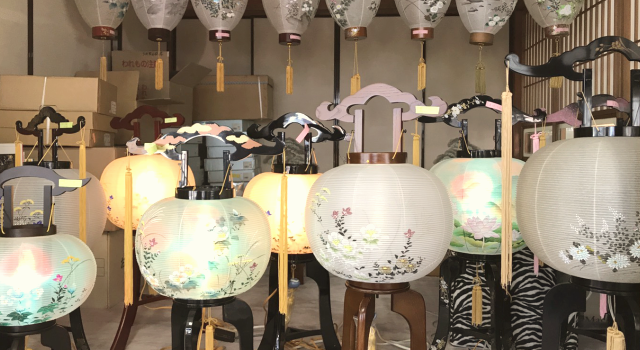 美月1号 1個入 回転 高66cm 送料無料 盆提灯 新盆 灯篭 灯籠 盆ちょうちん 『包装のし付無料』すとスト 創業128年Since1897 位牌 線香 ローソク 供物 仏具 仏壇