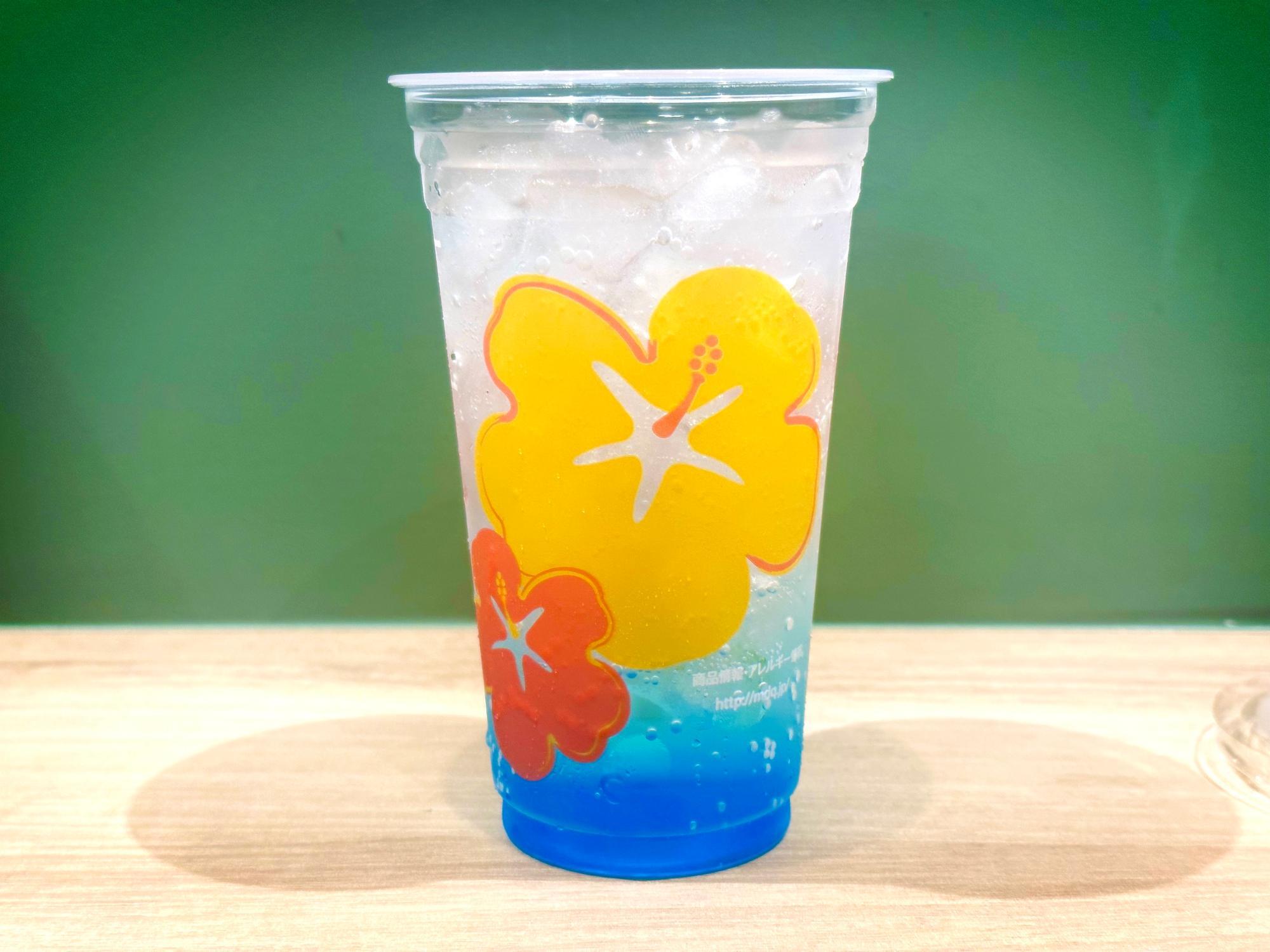 💙青いマックの日💙 たくさんのご協力ありがとうございました！ 今年は10月20日 日 に開催された「青いマックの日」豊昇では独自の取り組みとして国立駅前にて 街頭募金を実施いたしました。 子どもたちとそのご家族の笑顔のために。 たくさんの方の温かいご支援