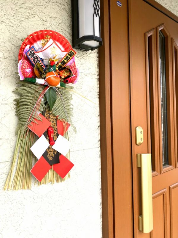 しめ飾り販売の東飾