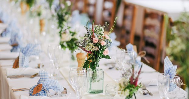 結婚式の装花 今年はオレンジやピンクが人気！？トレンドを徹底解剖みんなのウェディングニュース