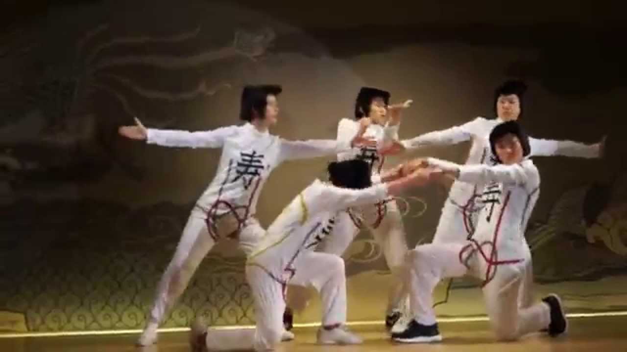 結婚式の余興はこれで完ぺき！歌やムービーの面白いアイデアや準備の進め方＆注意点を解説みんなのウェディングニュース