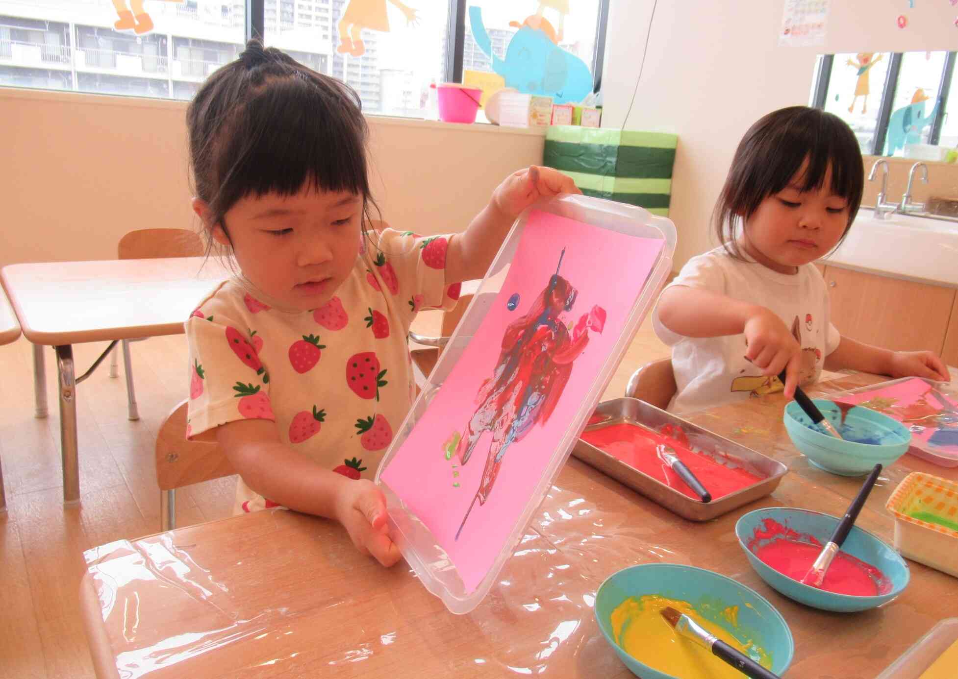 2歳児 お化け提灯製作デイリー ソレイユナーサリーゆりのき台