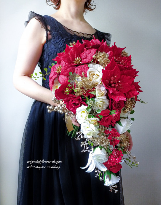 赤バラとコットンのクリスマスブーケフラワーショップ 花次郎 ウェディングブーケ