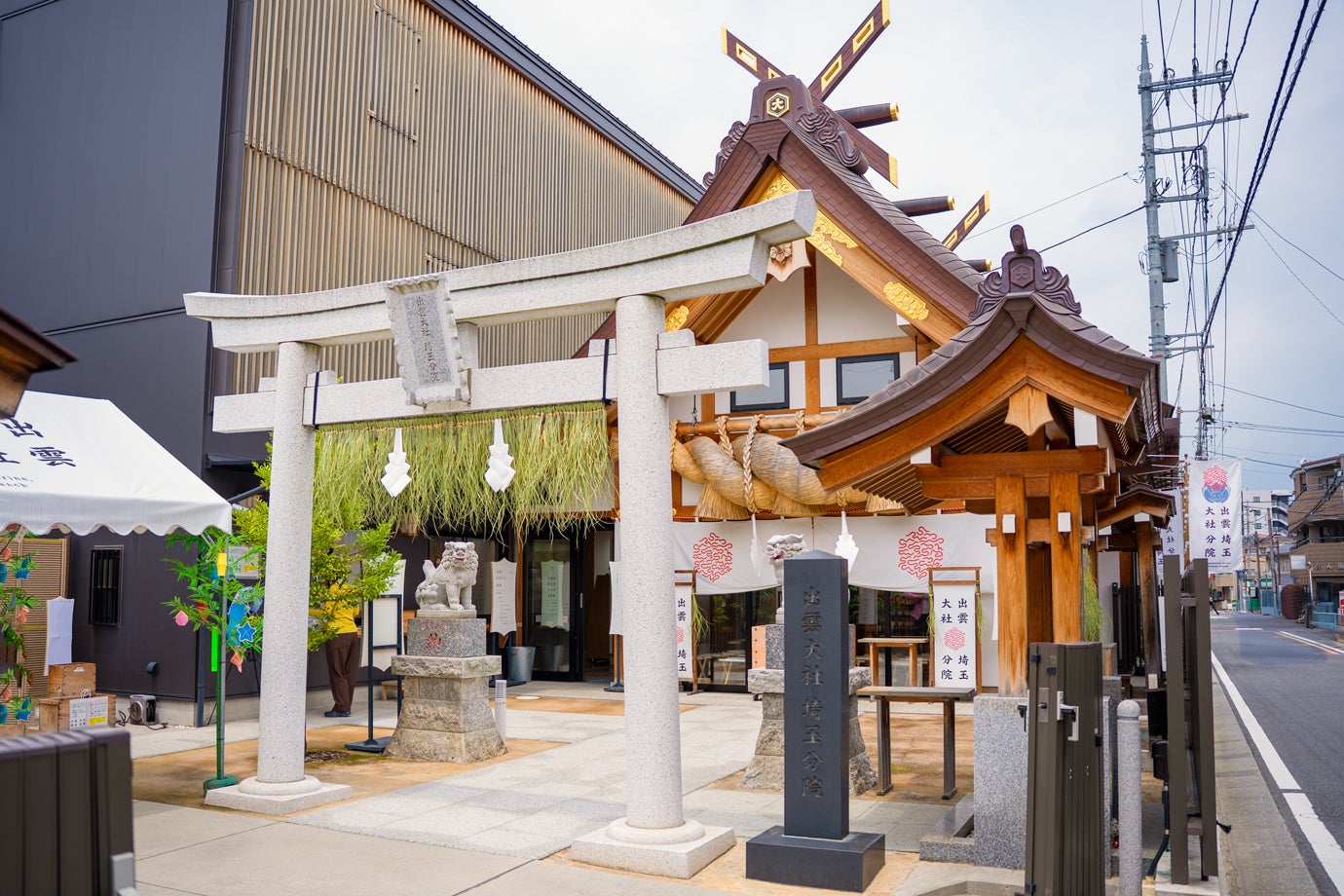 🇯🇵JP 🇬🇧EN Below⬇️大阪新田盆踊り泉州イベント情報大阪新田 関茶屋、大野芝、下草尾3町 の大太鼓が各町内を運行し、18時頃より順次宮入りをします✨１トン近くある大太鼓を担いでの運行、迫力ある太鼓の音色や吊り上げる様は必見です！午前中には子供太鼓の