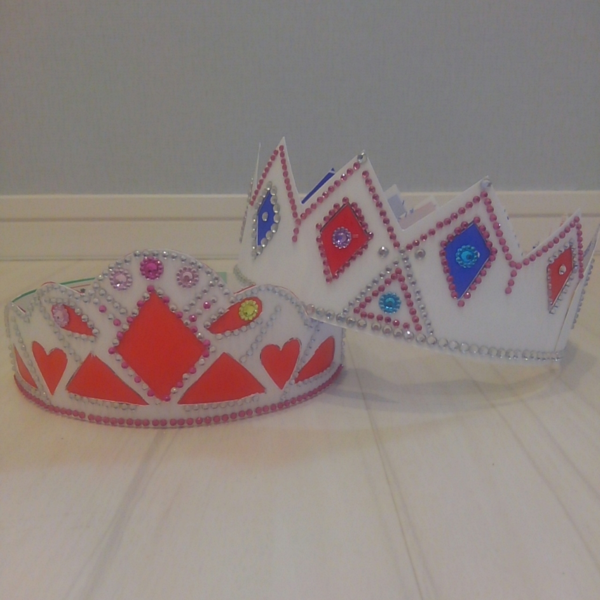 型紙あり 誕生日にオススメ！フェルト王冠の作り方 と、プレゼント企画のお知らせ - りんごの時間