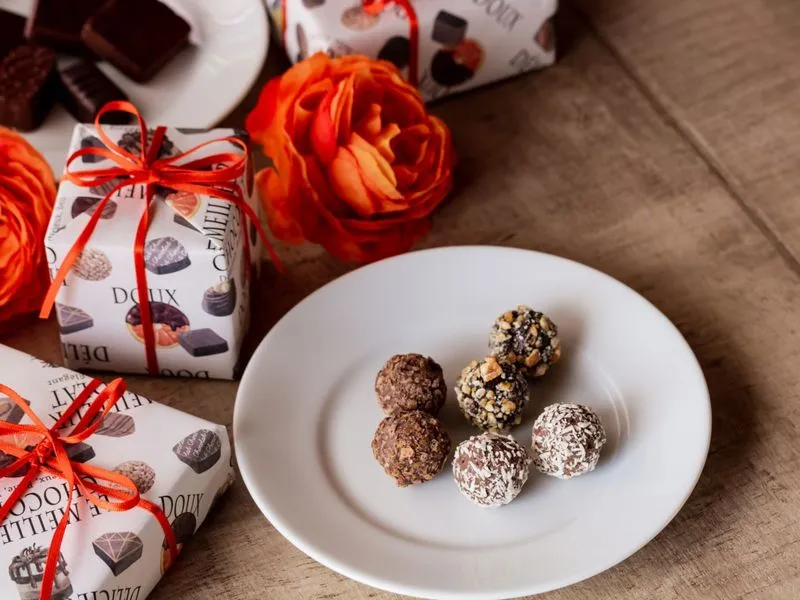 2025年バレンタインギフト＆ラッピングアイデア ターゲット＆予算別包装資材通販 HEADS ヘッズ