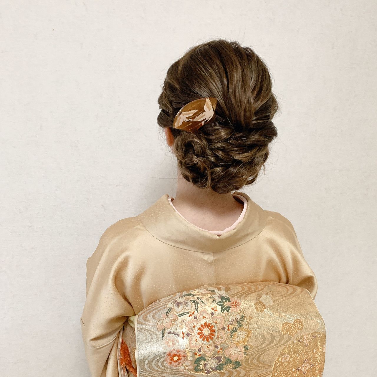 着物、黒留袖に似合う髪型って？レングス別おすすめスタイル、教えます♡HAIR