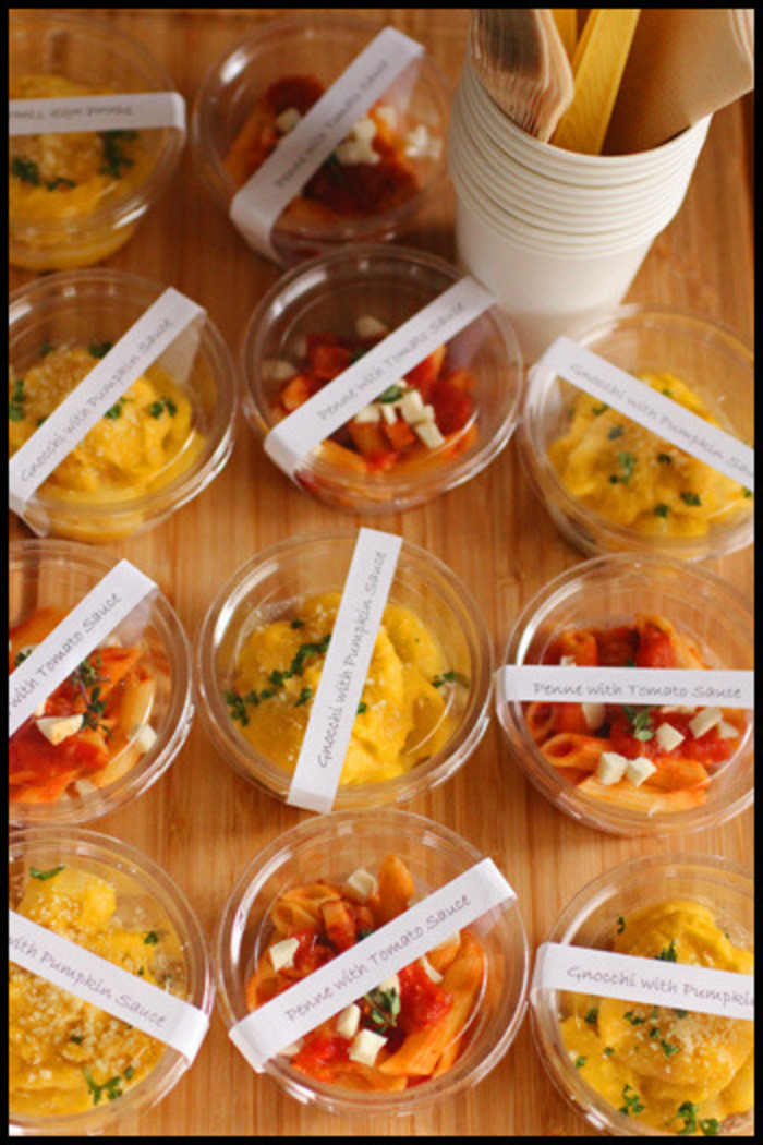 正直、悩む 「クリスマスの持ち寄りパーティー」のメニューはどうすればいい？キナリノ