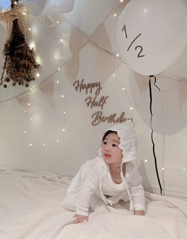 100均セリア 風船とバルーンガーランドテープでおしゃれな誕生日飾り付け！憧れ叶った！ みこ わたしスイッチ- エキスパート -Yahoo!ニュース