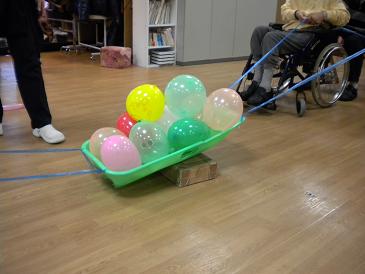 高齢者のためのクリスマスレクリエーション