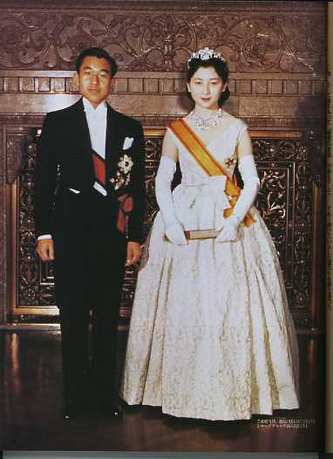 日本を代表する伝統文化の『着物』 日本ならではの『神前式』 挙式そのものからはもちろん、 和装の衣裳からも日本らしさ・伝統を感じられ神社や神殿で行うことで、和装の美しさがより映えますね😊足利織姫神社足利織姫神社⛩足利織姫神社結婚式足利結婚式足利