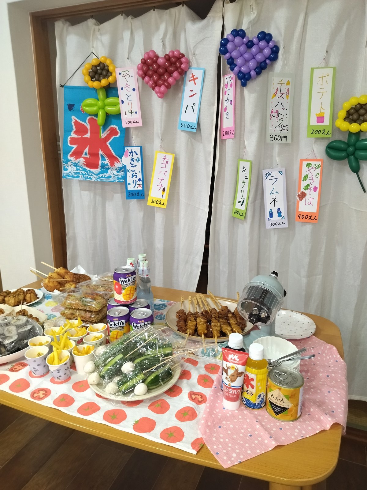 帰宅すると部屋の中が「夏祭り」に⁉ パパがひとりで企画した“おうち縁日”のクオリティがすごい！FNNプライムオンライン