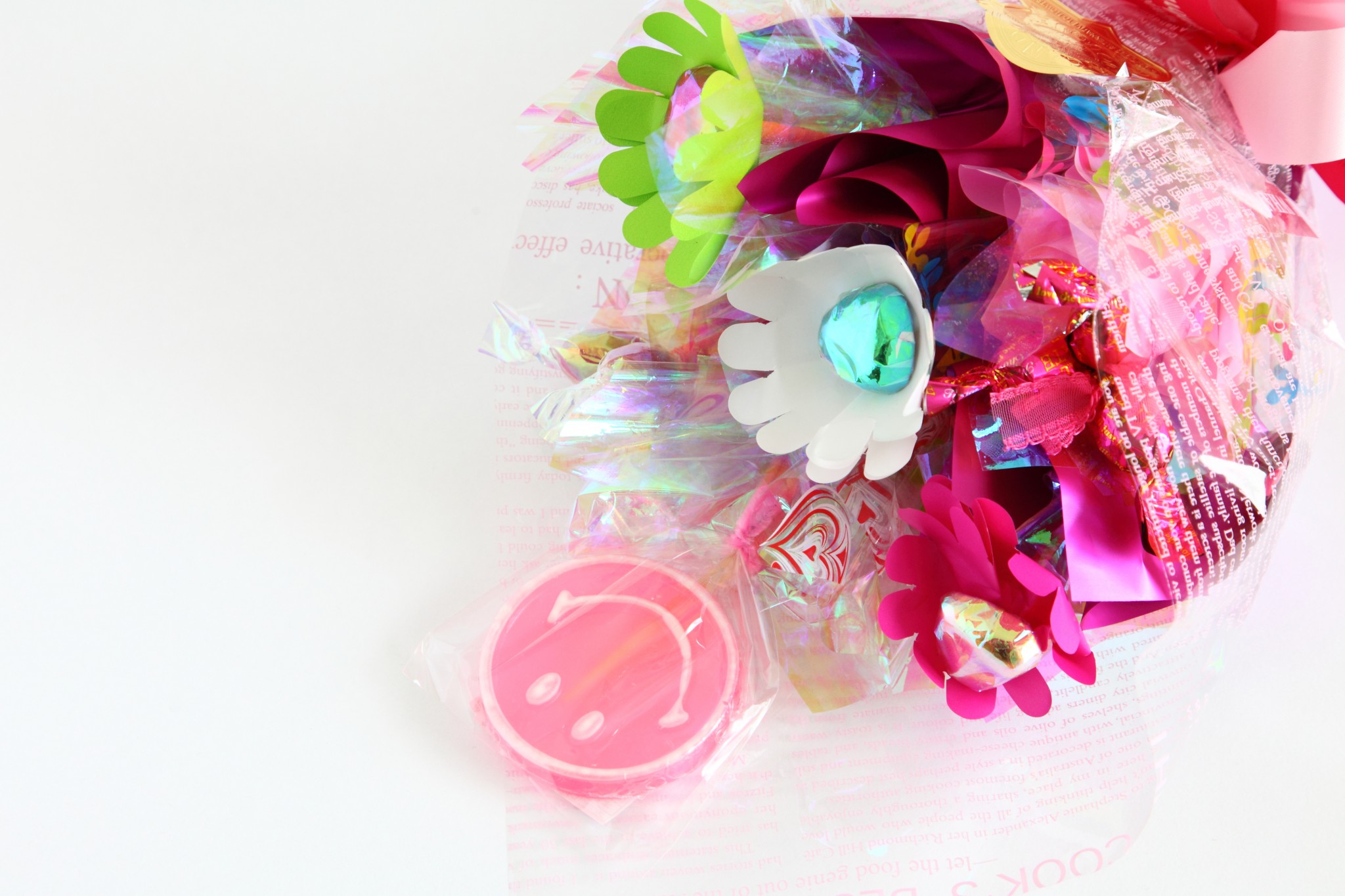 花束だけじゃない！ブーケトスの代わりの演出アイディア大集合！花嫁ノート