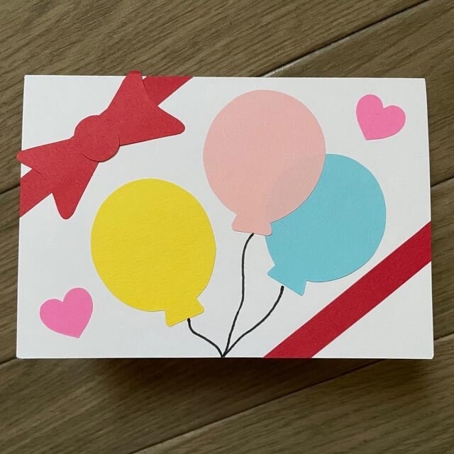 チューリップの手作り誕生日カード 4月 明日の介護をもっと楽しく 介護のみらいラボ 公式