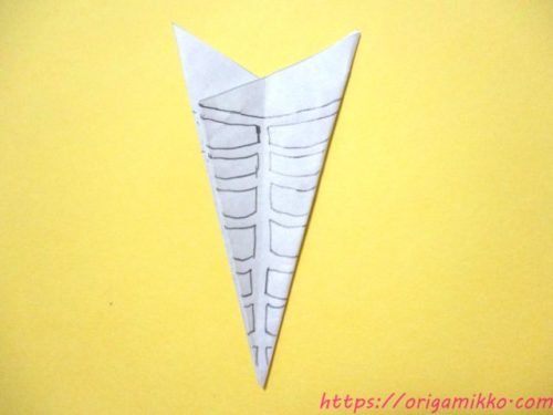 折り紙の「蜘蛛の巣」の簡単な作り方ハロウィンの切り紙 – 折り紙オンライン