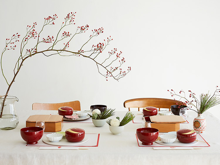 お正月を迎えるテーブルセッティング完了！お正月飾り 手作り花の家いづみ レッスン藤の花キャンドルアトリエおりづろう センターテーブル クロス