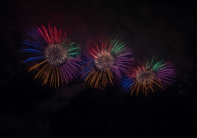 赤川花火大会2025！渋滞回避の駐車場や穴場スポットを徹底紹介HANABI_INFO_2025