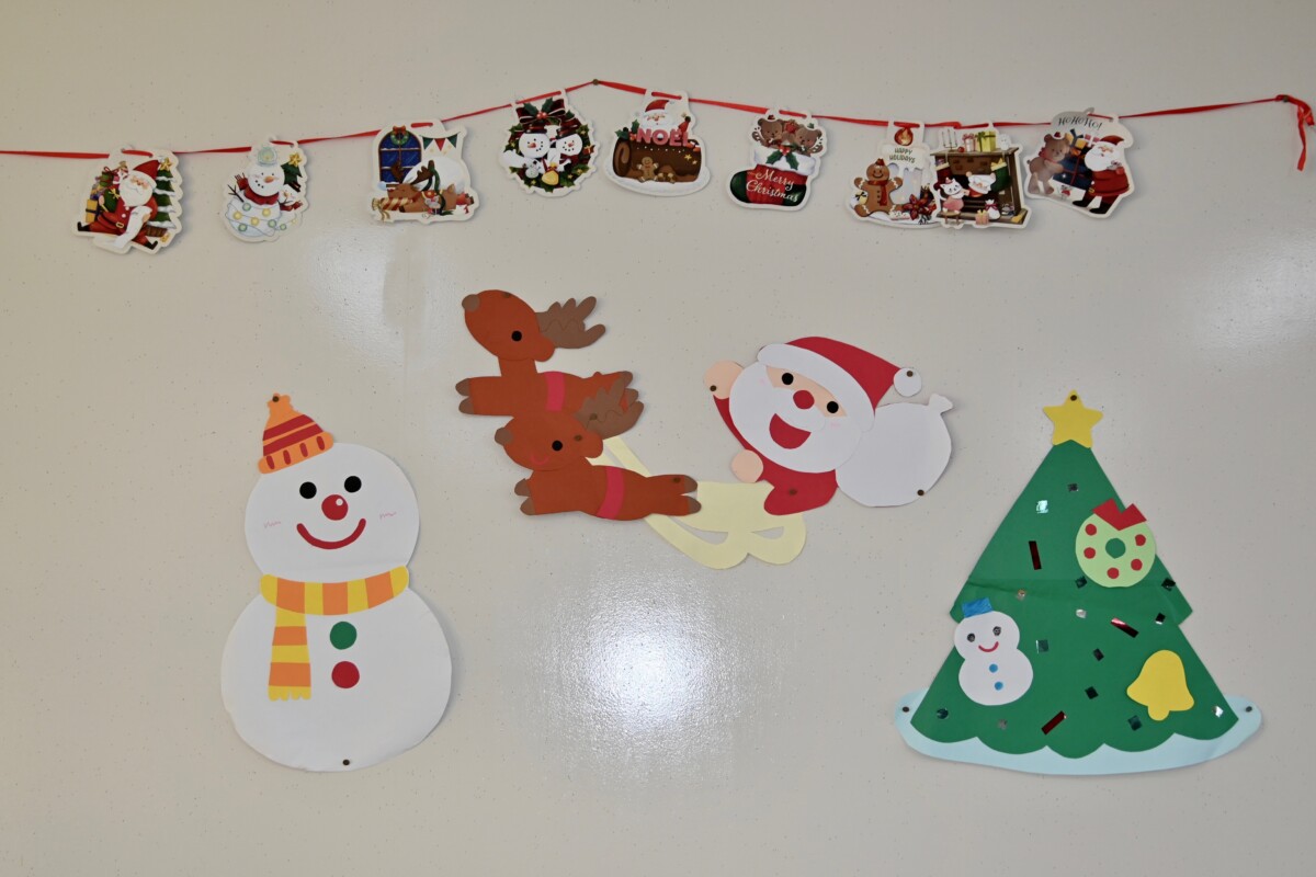 動画付き 12月の壁面製作に！折り紙で簡単クリスマスツリーチルコレ