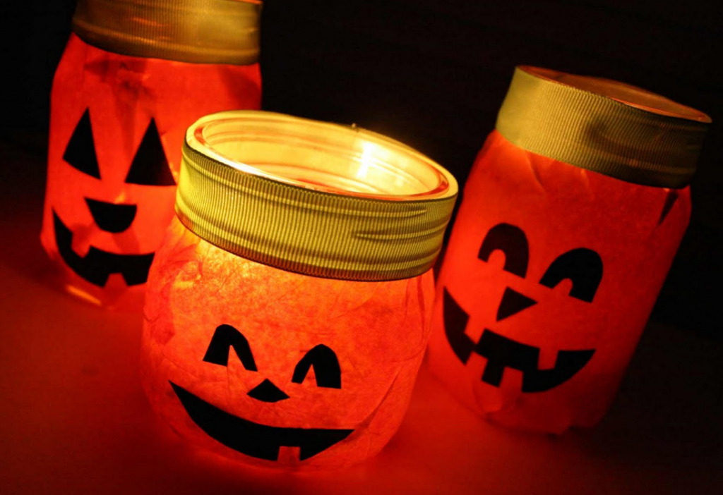 ペットボトルで作る！ジャックオーランタンにじいろ工房